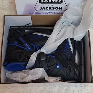 Jackson Softec Skates with Black and Blue Highlights The Vibe XP1000 Skates